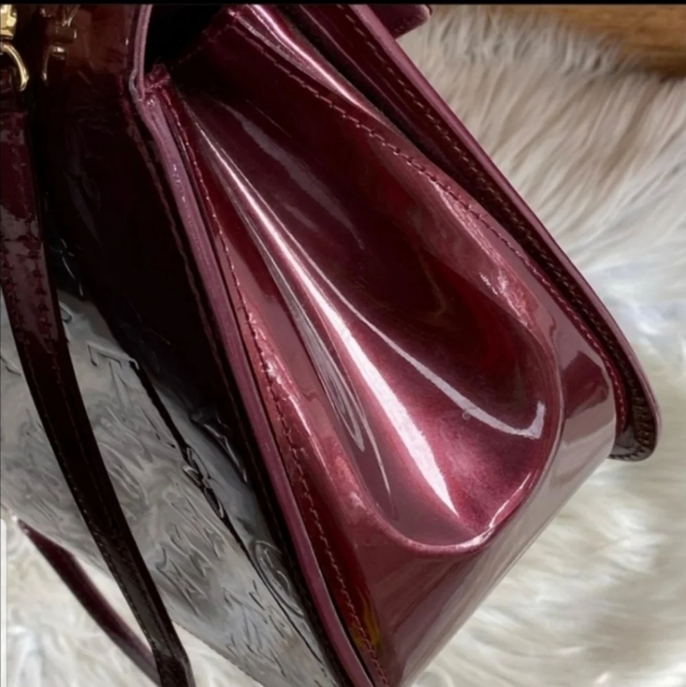 Authentic Louis Vuitton Mirada Amarante Vernis
